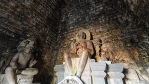 Avalokitesvara & Vairocana